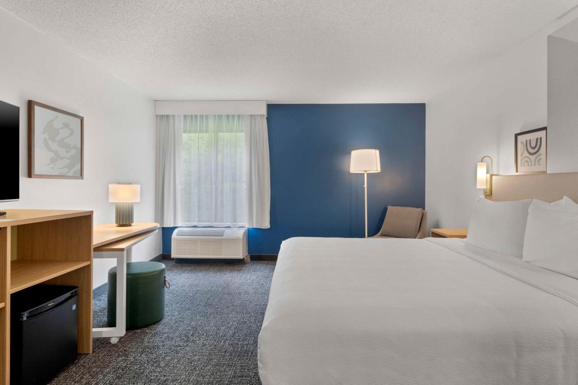 Spark By Hilton Newcomerstown Extérieur photo