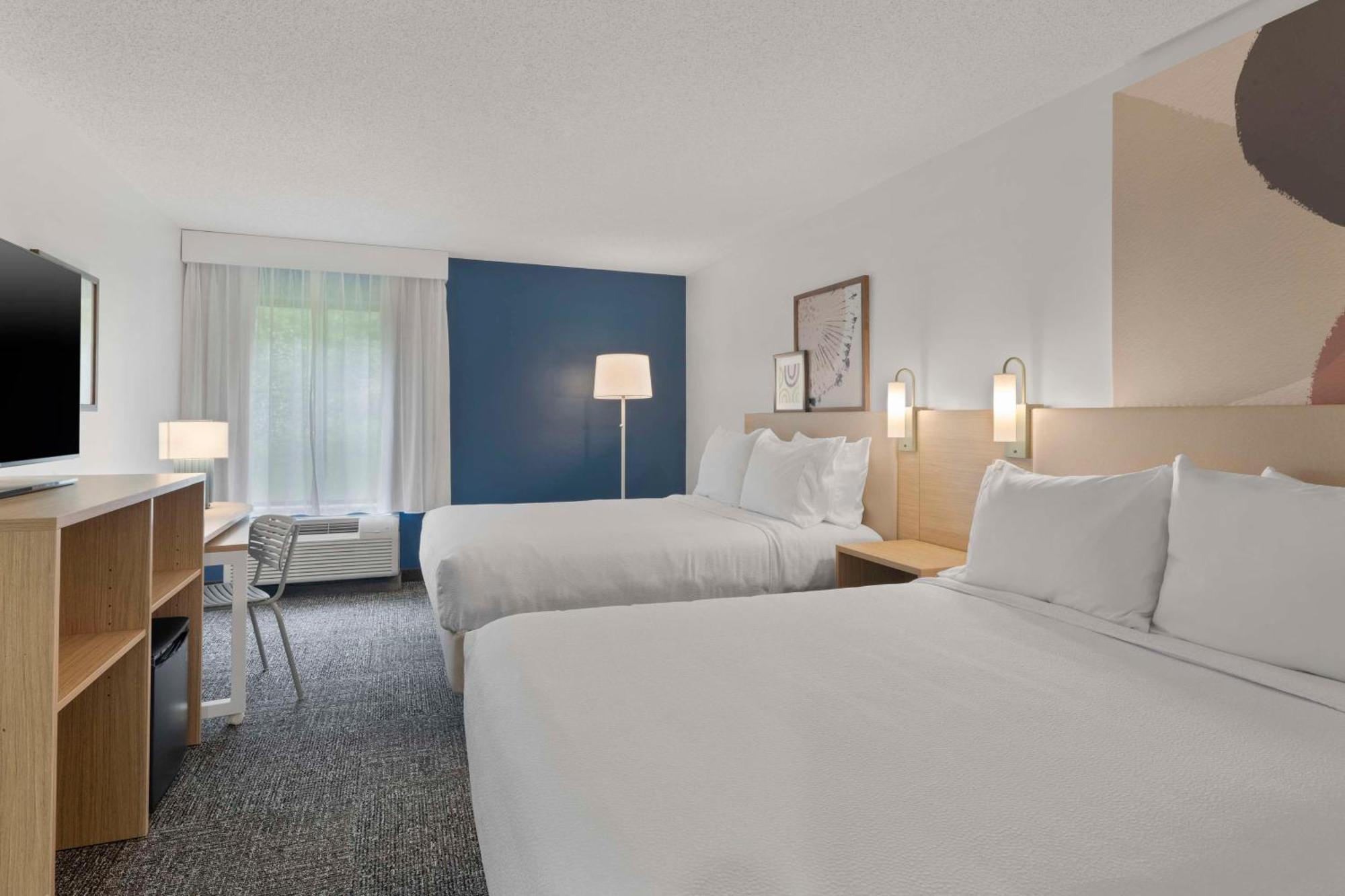 Spark By Hilton Newcomerstown Extérieur photo