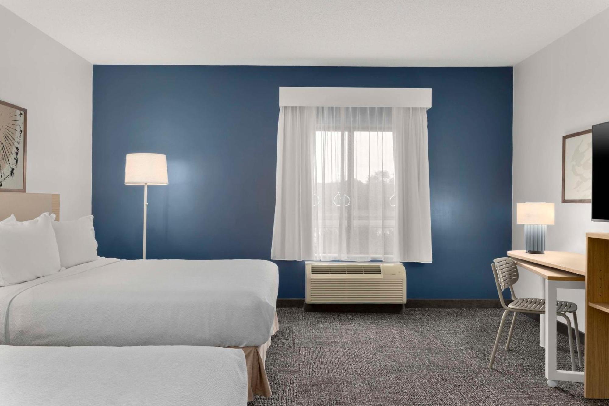 Spark By Hilton Newcomerstown Extérieur photo