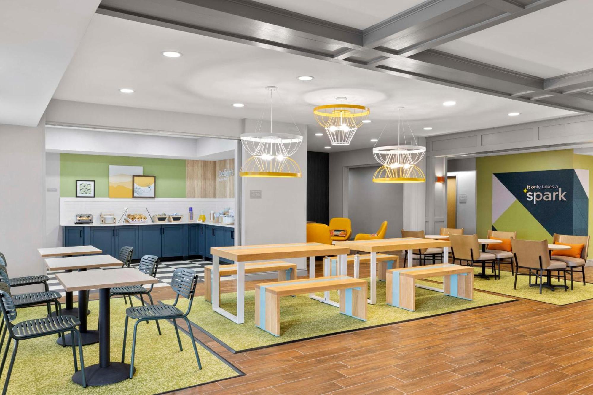 Spark By Hilton Newcomerstown Extérieur photo